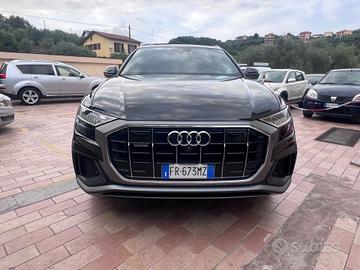 Audi Q8 50 TDI 286 CV quattro tiptronic Sport