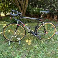 Cinelli ESTRADA in Carbonio monoscocca