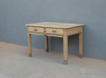 Tavolo rettangolare da cucina con mattarello, '900