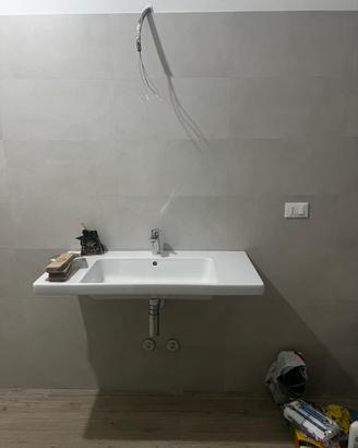 Lavandino sospeso rettangolare in ceramica bianca