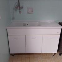 Lavandino con mobile