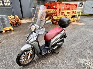 Kymco People 125