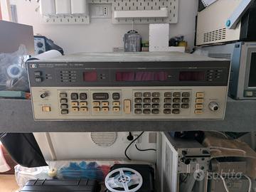 Generatore di segnali HP 8656A - LEGGI BENE