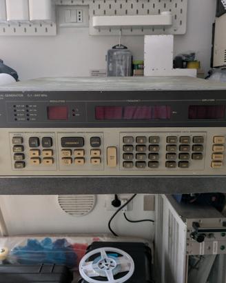 Generatore di segnali HP 8656A - LEGGI BENE