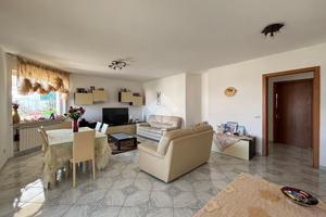 4 LOCALI A ATRI