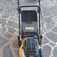 Tagliaerba Spartan con motore honda