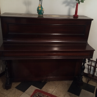 Pianoforte a parete marca Roeseler