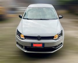 VOLKSWAGEN Polo 5ª serie - 2015