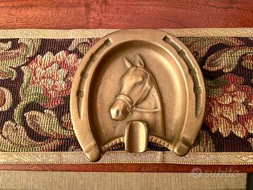 Posacenere inglese da bracciolo,tema equestre