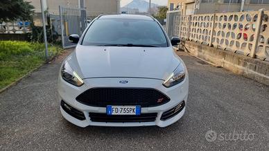 Ford Focus 2.0 EcoBoost 250 CV SW ST3