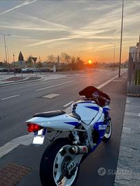 Suzuki GSX R k2