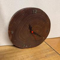 Orologio vintage in legno massello da muro