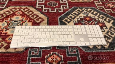 Apple Magic Keyboard con tastierino numerico A1843