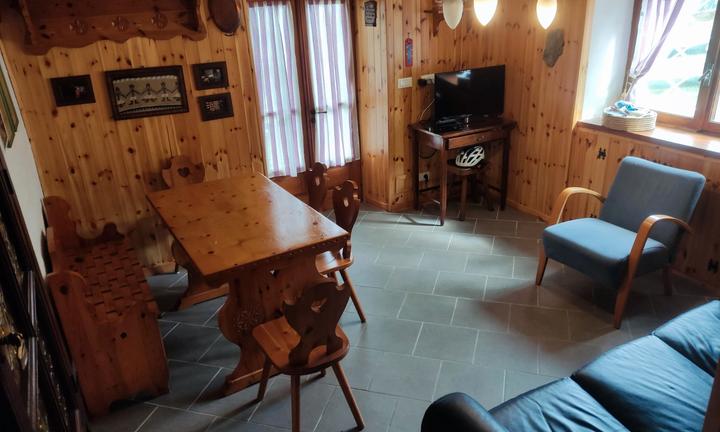 Appartamento con 2 Camere da Letto