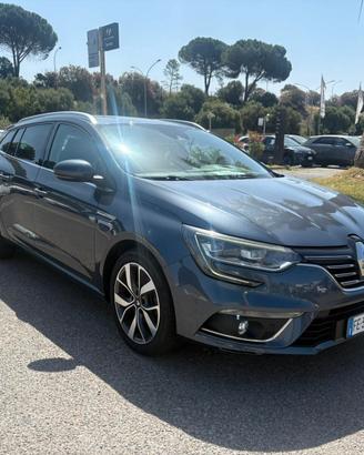 Renault Megane Mégane dCi 8V 110 CV EDC Energy Bos
