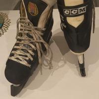 Pattini Hockey CCM  professionali 42/43