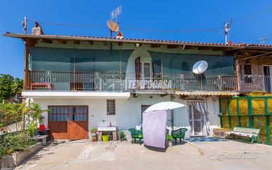 LAURIANO CASA PANORAMICA CON CORTILE