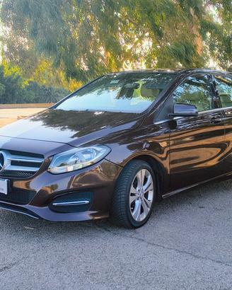 Mercedes Benz B 180 d 1.5 diesel 109cv Sport