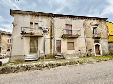 CASA INDIPENDENTE A MONTESARCHIO