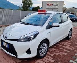 Toyota Yaris 1.5 benzina lbrida automatico