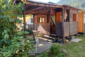 Roulotte stanziale con casetta/preingresso