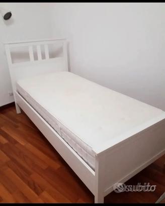 Letto singolo legno massello con materasso
