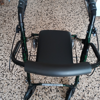 Deambulatore nuovo