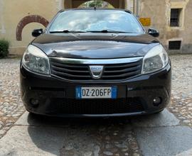 Dacia Sandero 1.4 8V GPL Lauréate