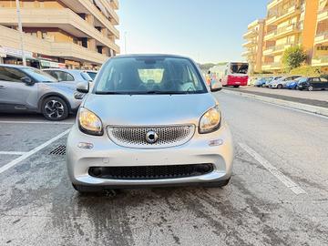 Smart ForTwo 70 1.0 twinamic Passion LED PDC PANOR