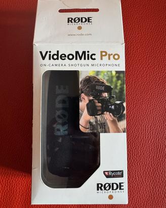 Microfono Røde VideoMic Pro con Sospensione Rycote