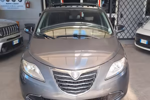 Lancia Ypsilon 0.9 TwinAir 85 CV 5 porte S&S Plati
