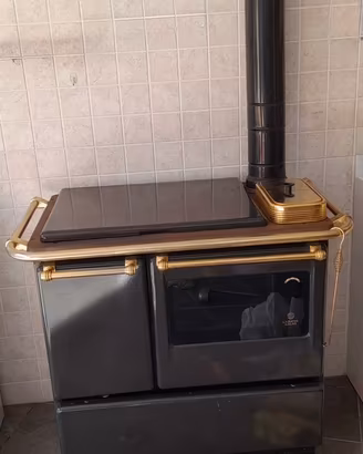 Cucina-Stufa economica a legna con forno