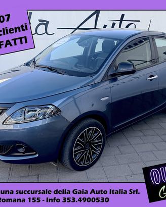 Lancia Ypsilon 1.0 FireFly 5 porte S&S Hybrid Silv