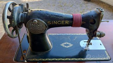Singer a pedale modello del centenario 1851-1951