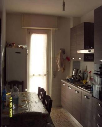 Immobile in asta di 84 m² con 3 locali e box auto 