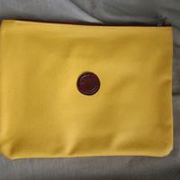 Pochette gialla