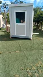 Monoblocco prefabbricato 2x2 con impianto elettric