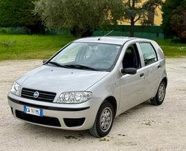 FIAT PUNTO 5 porte 1.2 BENZINA NEOPATENTATI