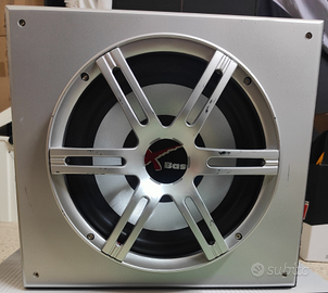 Subwoofer auto attivo