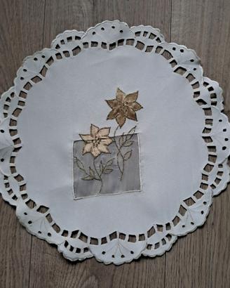 Accessori nuovi per la tavola natalizia