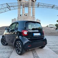Smart Fortwo Turbo 90cv pari a nuovo