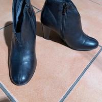 scarpe in VERA PELLE n. 34-35