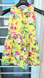 Vestito giallo floreale – vivace e romantico