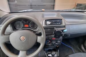 Fiat Punto Classic (serie 188) del 2010,