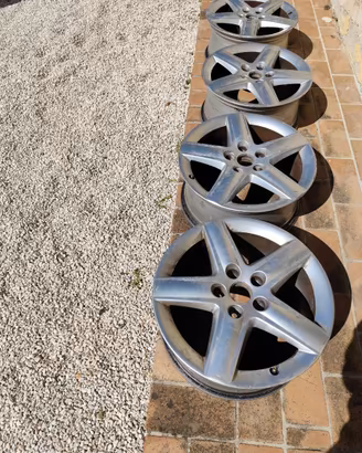 Cerchi in legada 17 pollici Audi A4 Avant