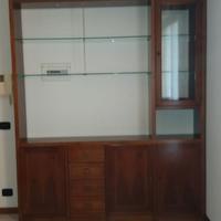 mobile in noce nazionale con intarsio