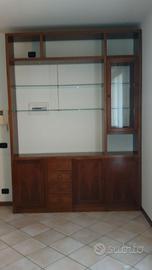 mobile in noce nazionale con intarsio