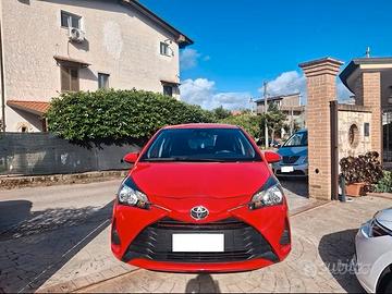 Toyota Yaris 1.0 72 CV 5 porte Cool CLIMA CERCHI A