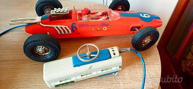 Auto giocattolo vintage Lotus Ford radiocomandata