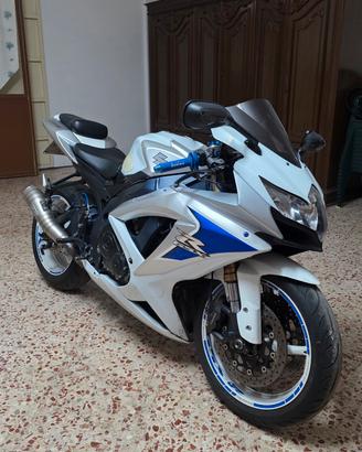 Gsxr 600 2010